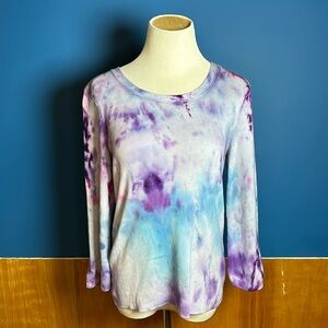 Tye dye top